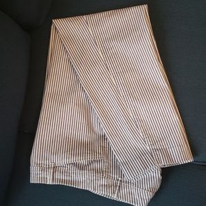 Old Navy Pixie Ankle Pant